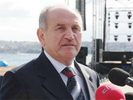 BASINA VE KAMUOYUNA ZORUNLU AÇIKLAMA...