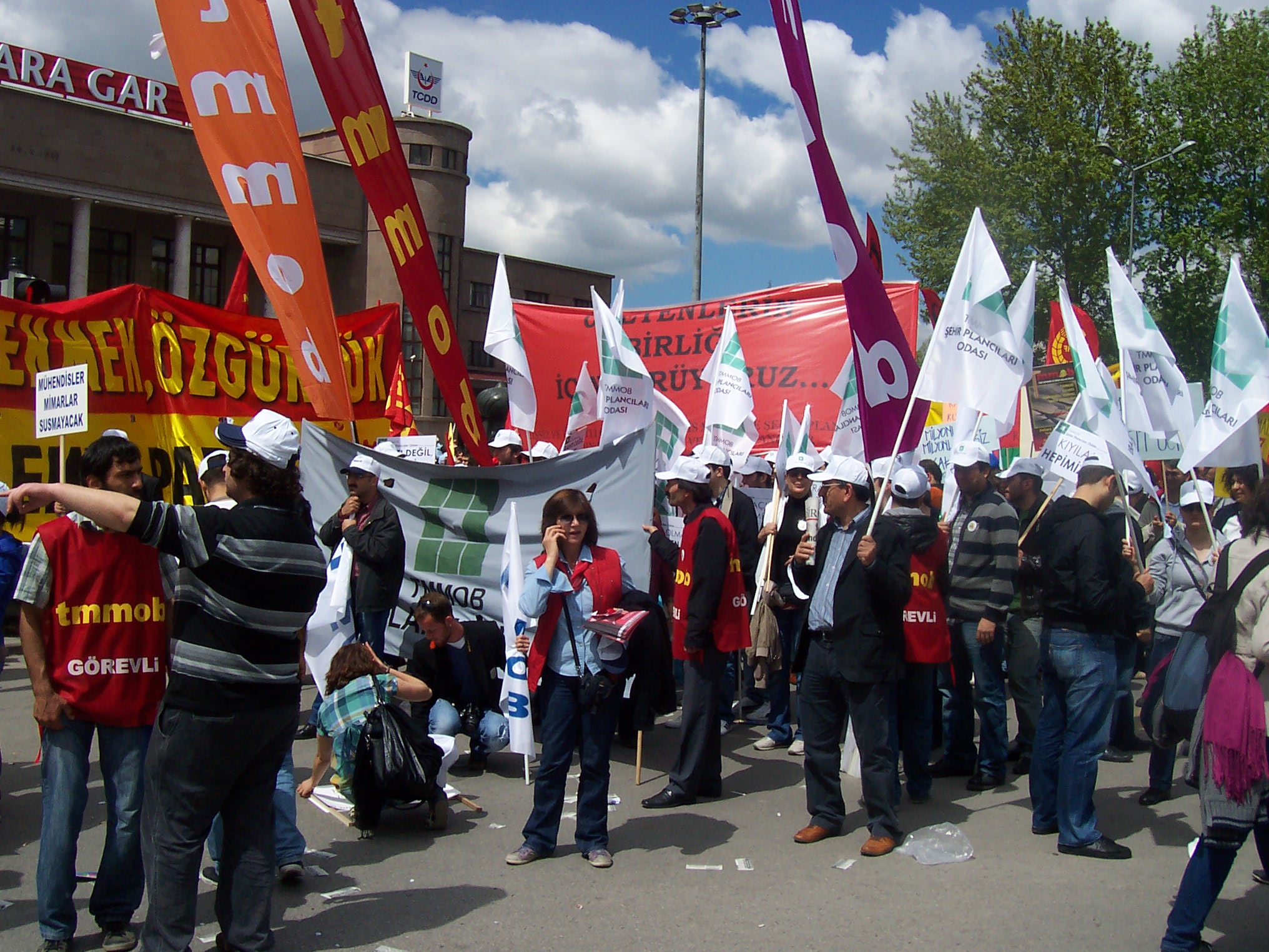 15 MAYIS 2011 PAZAR GÜNÜ TMMOB MİTİNGİ'NDEYDİK