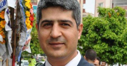 ŞUBE BAŞKANIMIZ ULAŞ B. ÇETİNKAYA; "ADANA`DA 1/25 BİN ÖLÇEKLİ REVİZYON NAZIM İMAR PLANININ İPTAL EDİLMESİ"HK. BASIN AÇIKLAMASI YAPTI.