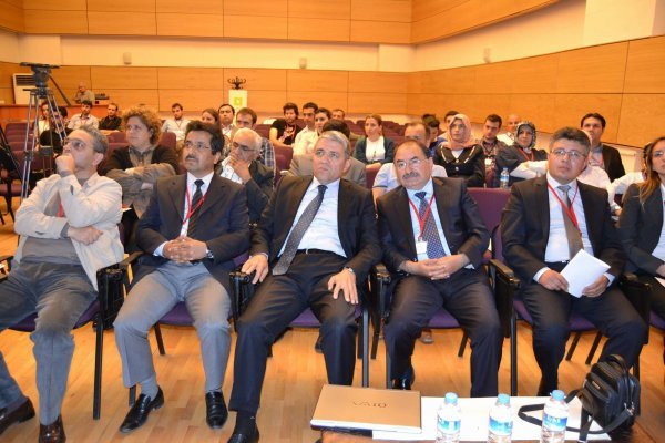 “ŞEHİRLERİ PLANLAMAK: ŞEHİR PLANCILARI VE KAYSERİ” KONULU PANEL DÜZENLEDİK