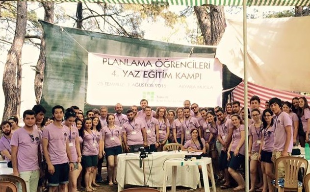 ŞEHİR PLANCILARI ÖĞRENCİLERİ 4. YAZ EĞİTİM KAMPI 25 TEMMUZ 2015 - 01 AĞUSTOS 2015 TARİHLERİ ARASINDA MUĞLA / AKYAKA ORMAN KAMPI'NDA GERÇEKLEŞTİRİLDİ.