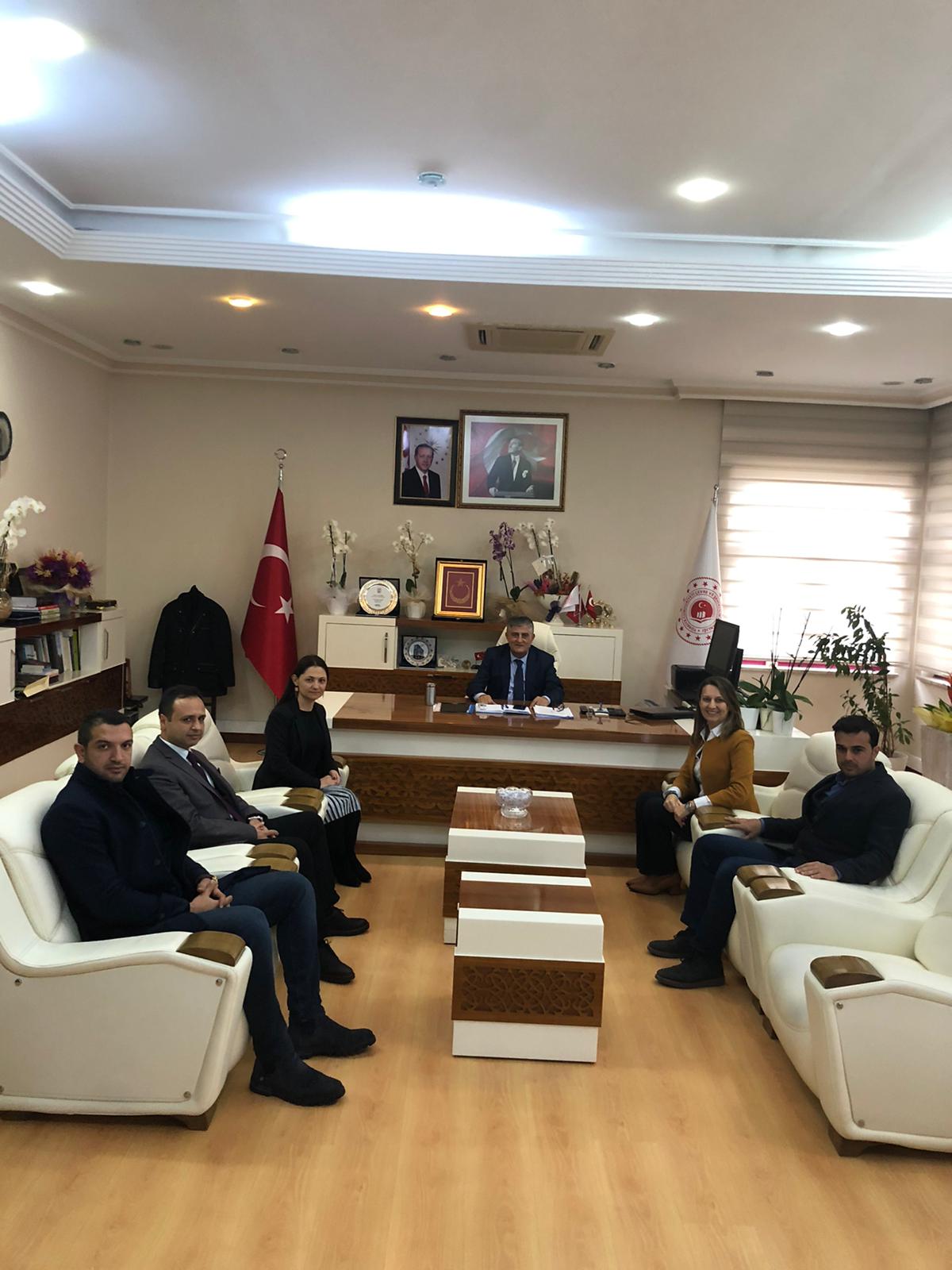 ANTALYA ÇEVRE VE ŞEHİRCİLİK İL MÜDÜRÜ SAYIN TEVFİK ALTINAY'I  ZİYARET ETTİK.