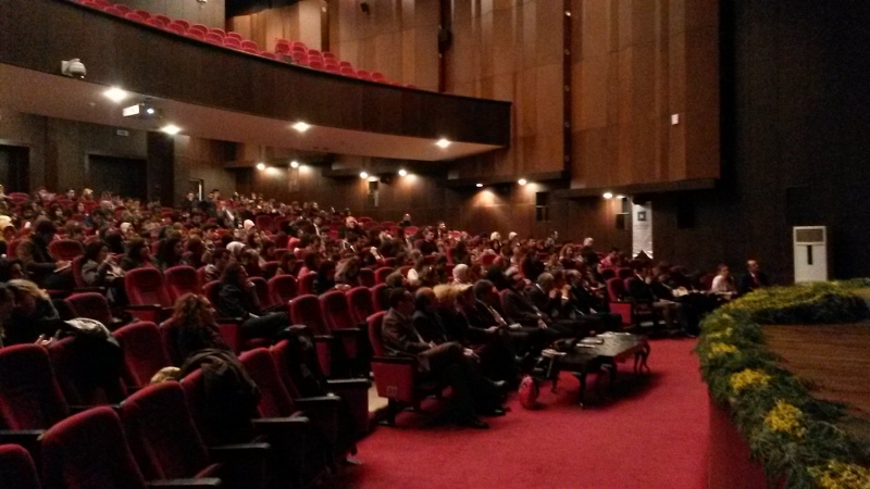 “KENT MERKEZLERİNDE YAYA İZLERİ” KONULU SEMPOZYUM VE ATÖLYE ÇALIŞMASI YAPILDI